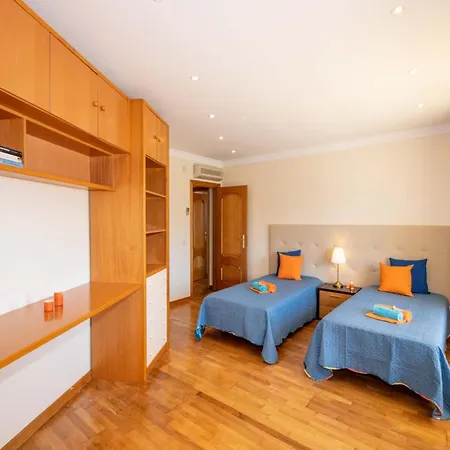 Villa In Albufeira Near Santa Eulalia Beach Villa *